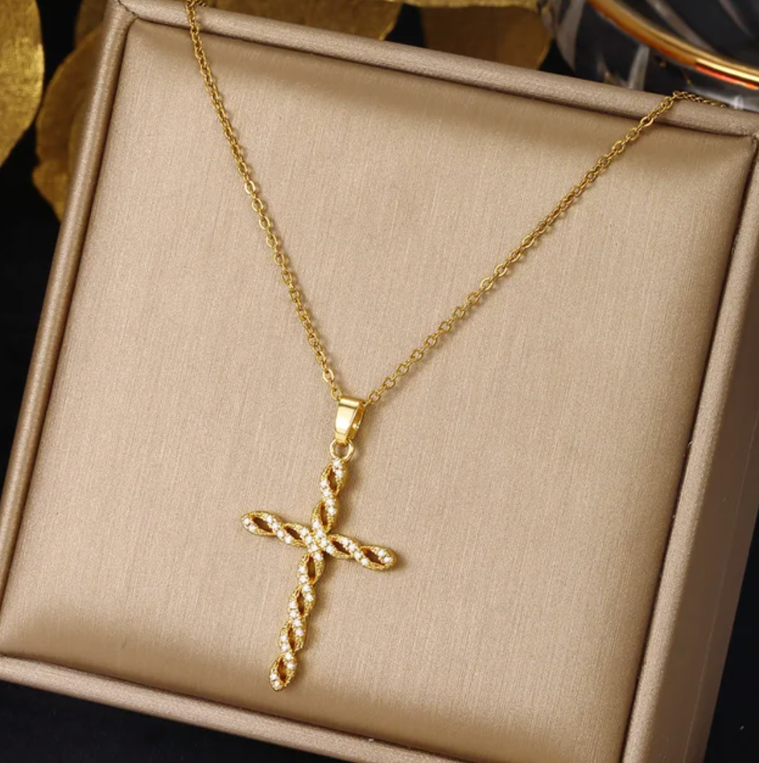 18K Gold Plated Necklace with Interwoven Cross