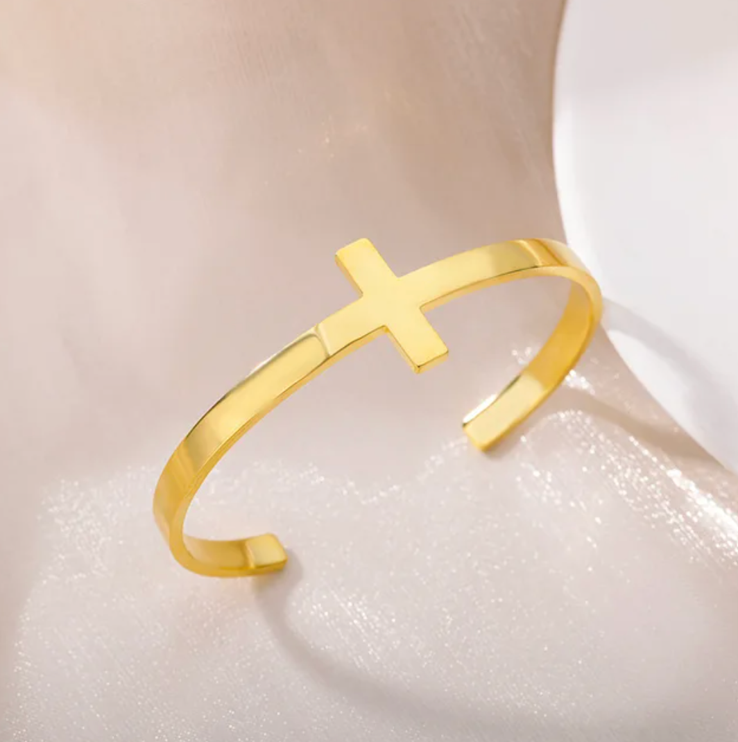 Thick 18K Gold Plated Cross Bracelet