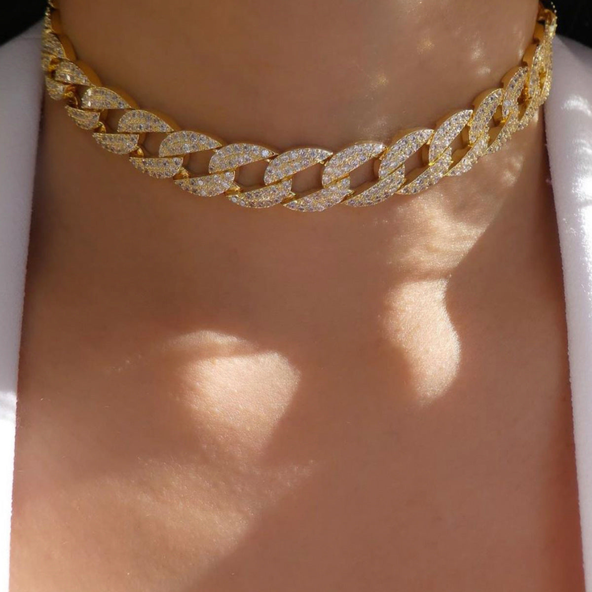 Wandering Glow Necklace