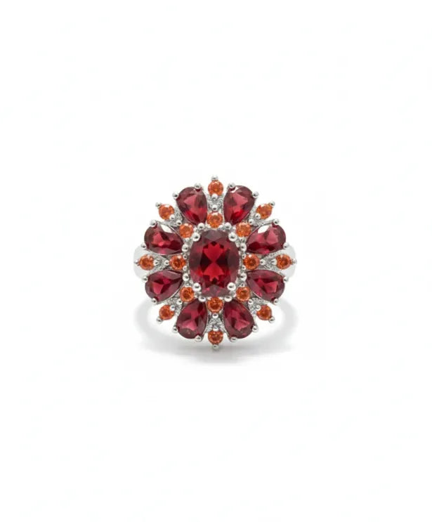 Scarlet Petal Ring | Gold