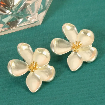 Gold Flower Earrings with Vintage Design