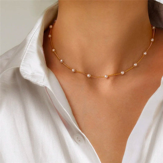 Small Pearl Gold Necklace