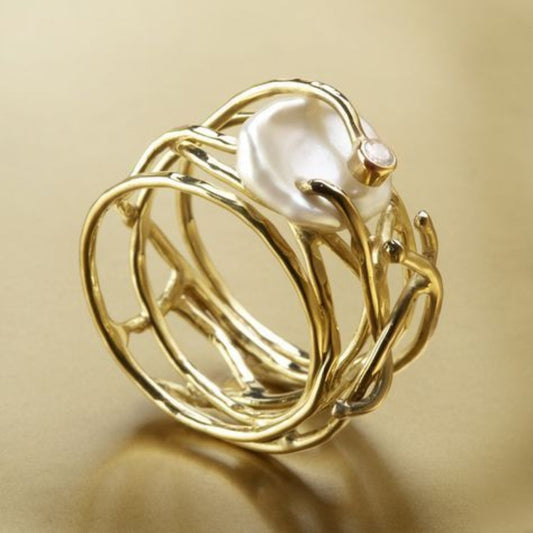 Vintage Fine Gold and Pearl Ring