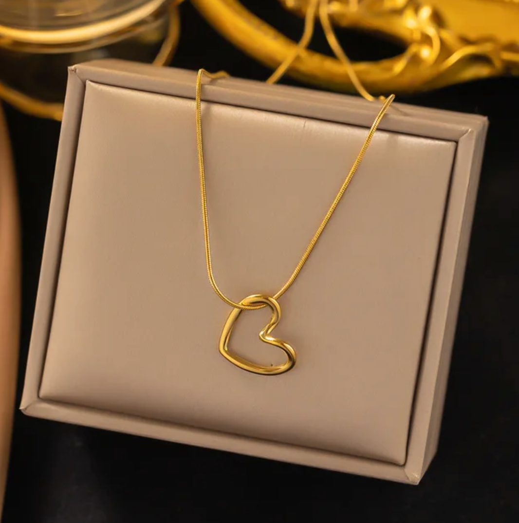 Minimalist Heart-Shaped 18K Gold Plated Necklace