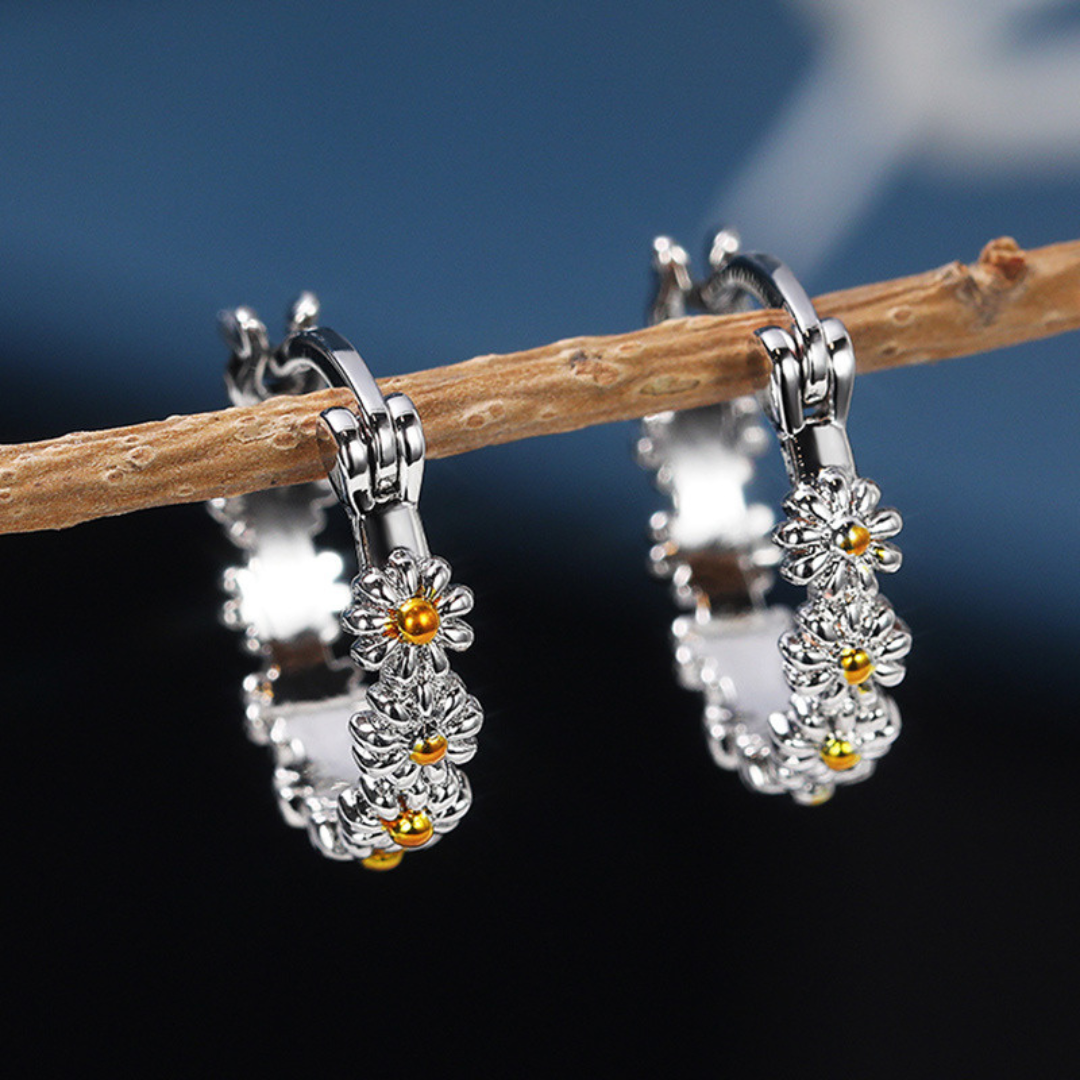 925 Silver Daisy Earrings