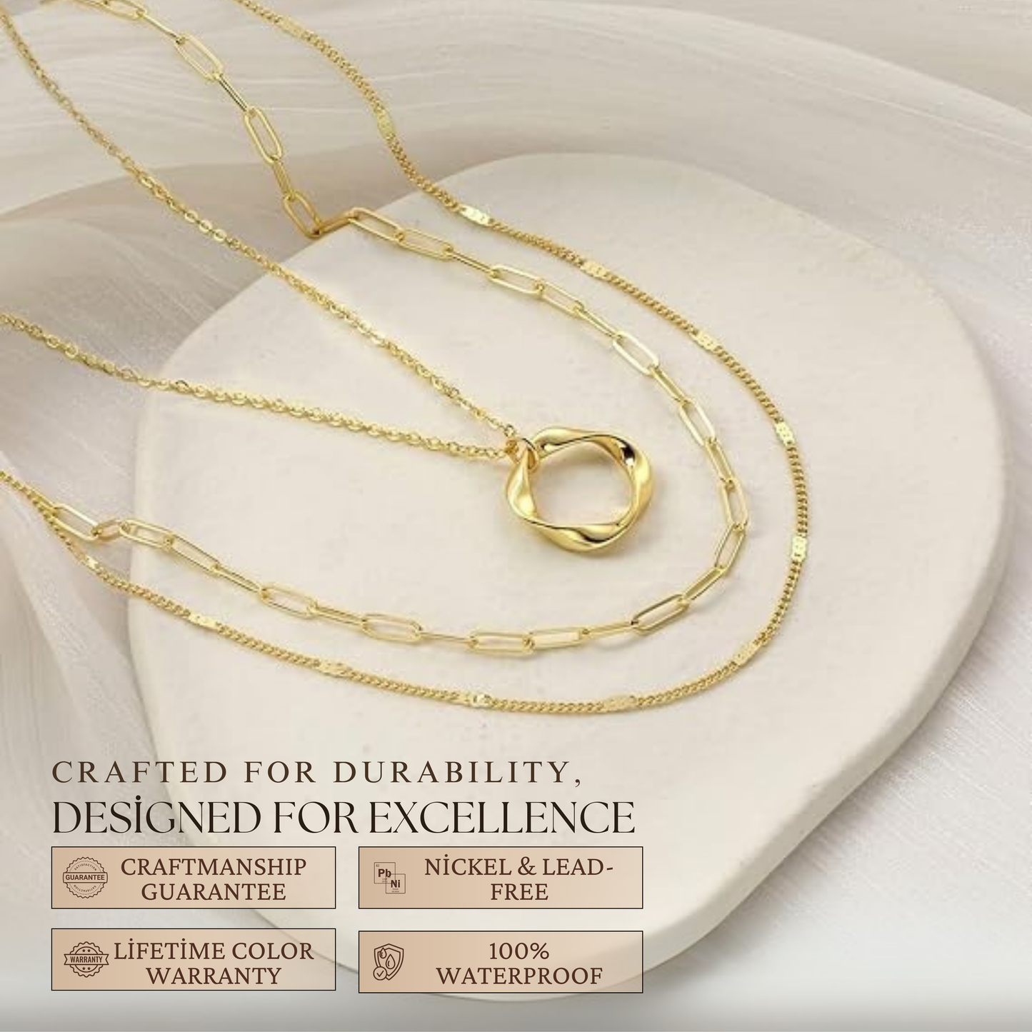Carmen - Vintage Necklace with Chain and Gold Plated Pendant