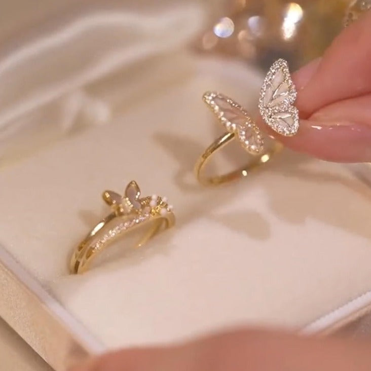 Twin Rings with Elegant Flutter Design