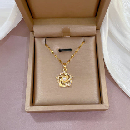 Orient Pearl Flower Necklace