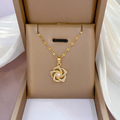 Orient Pearl Flower Necklace