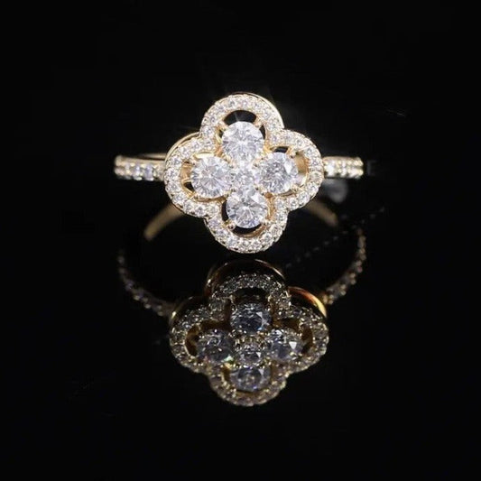 Rotating Clover Ring with Zirconia
