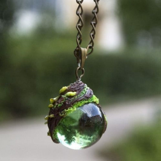 Nature Green Glass Necklace