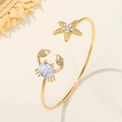 Adjustable Crab Gold Ring with Inlaid Pearl
