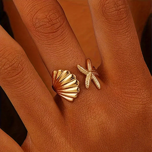 Elegant Gold Ring with Starfish and Shell