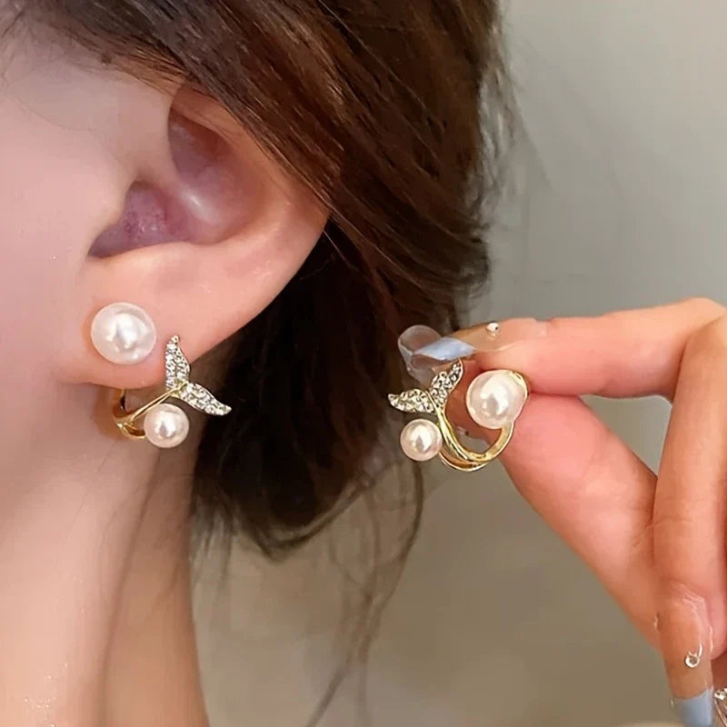 Elegant Mermaid Tail Earrings with Pearl