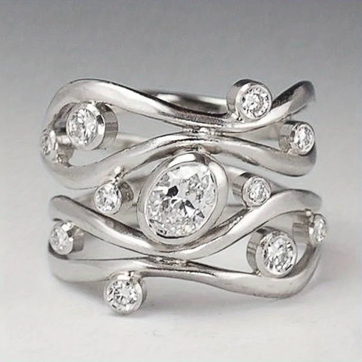 Vintage Irregular Silver Ring with Zirconia