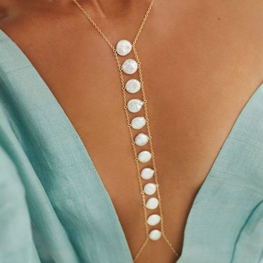 Vintage Hanging Pearl Necklace