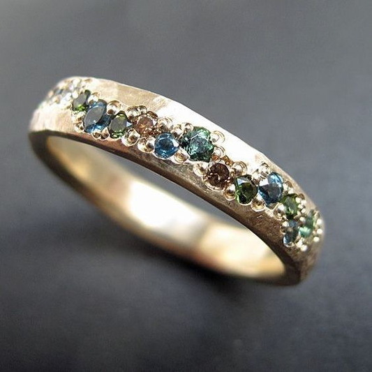 Colorful Vintage Gold Ring