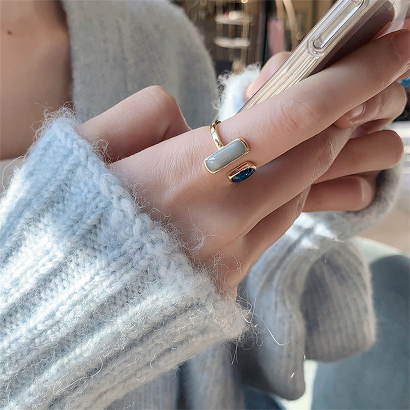 Vintage Gold Ring with Blue Opal